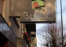 ホテル ボーリュー 写真