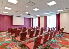 ハンプトン イン&スイーツ デトロイト/トロイ 写真