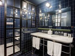 エミリー ホテル 写真