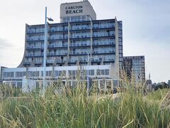 Carlton Beach Hotel 写真