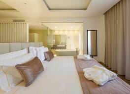 S ディバイン ファティマ ホテル