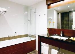 ニュー ホテル シャルルマーニュ 写真