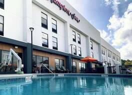 ハンプトン イン サンティー 写真