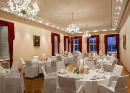 ホテル タッシェンベルクパレス ケンピンスキー 写真