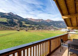 シャレー イン バート ホーフガシュタイン ニア スキー スロープス 写真