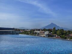 グランド エッジ ホテル スマラン 写真