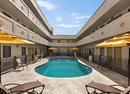 ホテル ボー アデイズ イン バイ ウィンダム チャタヌーガ ダウンタウン 写真