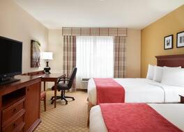 カントリー イン ＆ スイーツ バイ ラディソン シャンペーン ノース 写真