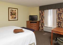 ハンプトン イン マコーム 写真