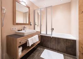 ウルスプルングス パノラマ ホテル ケーニヒスライテン 写真