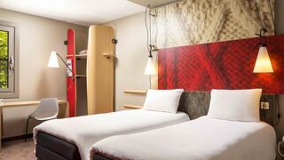 Ibis Budapest Heroes Square Hotel