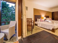 ヌサンタラ ディアン センター 写真