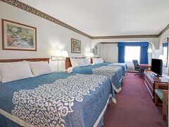 デイズ イン バイ ウィンダム ララミー 写真