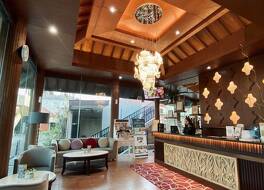 プラザ ホテル スマラン