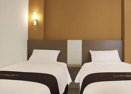 ラックスポイント ホテル スラバヤ 写真