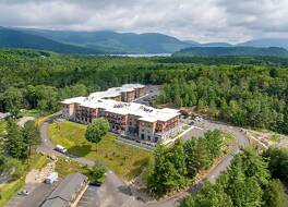 カンブリア  ホテル レイク プラシド - レイクサイド  リゾート 写真