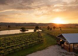 Cleveland Estate 写真