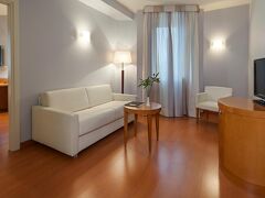 ゼウス エッセンス ドルチェ バイ ウィンダム ミラノ マルペンサ 写真