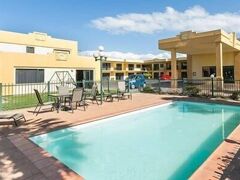 デコ シティ モーター ロッジ 写真