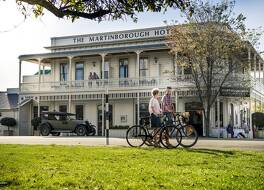 The Martinborough Hotel 写真