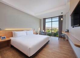 ハーパー クパン バイ アストン 写真