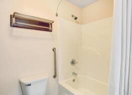 スーパー 8 バイ ウィンダム ルイビル / エキスポ センター 写真