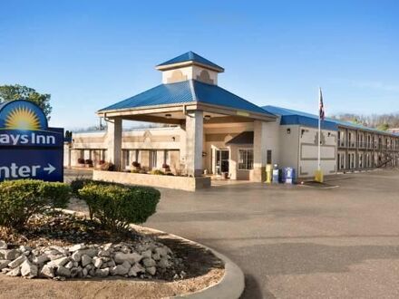 デイズ イン バイ ウィンダム クックビル 写真