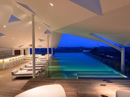 アイズ スミニャック バイ ライフスタイルリトリーツ 写真