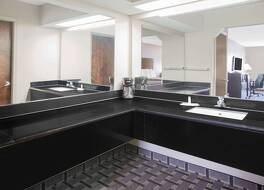 デイズ イン & スイーツ バイ ウィンダム パイン ブラフ