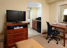 ハンプトン イン ラーレイ キャピタル ブールバード ノース 写真