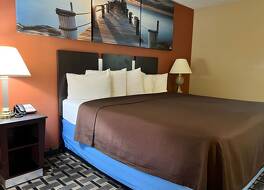 デイズ イン & スイーツ バイ ウィンダム パイン ブラフ 写真