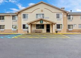 クオリティ イン & スイーツ ハウ - スタージス 写真