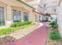 ラ キンタ イン & スイーツ バイ ウィンダム ベントンビル 写真