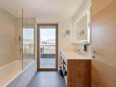 マウンテン ホテル ルイス 写真