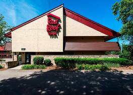 レッド ルーフ  イン  ロックフォード イースト - カジノ ディストリクト