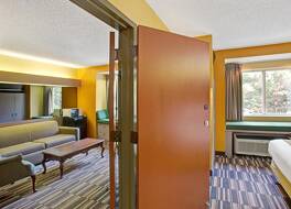 マイクロテル イン & スイーツ バイ ウィンダム ガットリンバーグ 写真