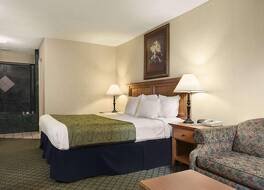 デイズ イン & スイーツ バイ ウィンダム シュトゥットガルト 写真