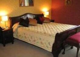 Aille River Tourist Hostel and Campsite Doolin