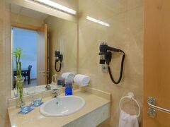 マドリード エアポート スイーツ アフィリエイテッド バイ メリア 写真