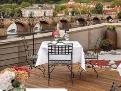 フォーシーズンズ ホテル プラハ 写真