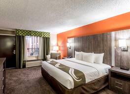 コンフォート  イン & スイーツ ナッシュビル ダウンタウン - スタジアム 写真