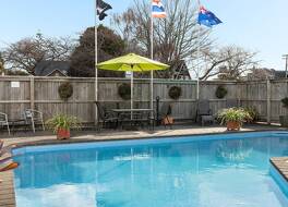 アシュア マーシーズ モーターイン アンド カンフェレンス センター 写真