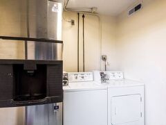 レッドルーフ イン & スイーツ クリントン、TN 写真