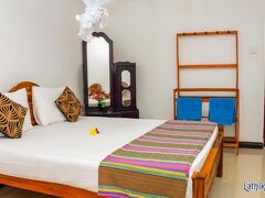 ラティカ ホームズ 写真