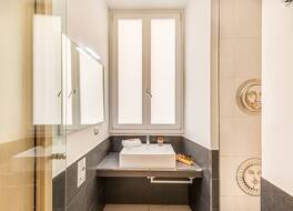 トレヴィ パレス ホテル 写真