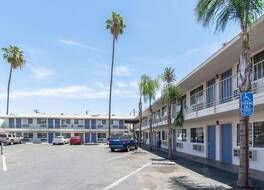 Econo Lodge Bakersfield