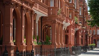 The Apartments by The Sloane Club