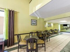 クオリティ イン ウエスト 写真