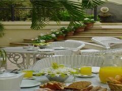 ロイ スイーツ レコルタ ホテル 写真