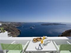 ゴルゴナ ヴィラス 写真